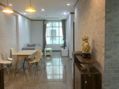 Hoang Anh Thanh Binh, Vietnam Hoang Anh Thanh Binh, Vietnam