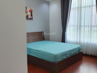 Hoang Anh Thanh Binh, Vietnam Hoang Anh Thanh Binh, Vietnam