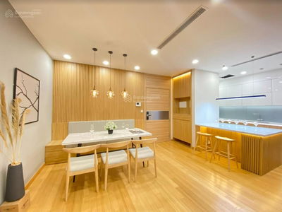 Golden Palace, Vietnam Golden Palace, Vietnam