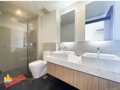 Watermark Tay Ho, Vietnam Watermark Tay Ho, Vietnam