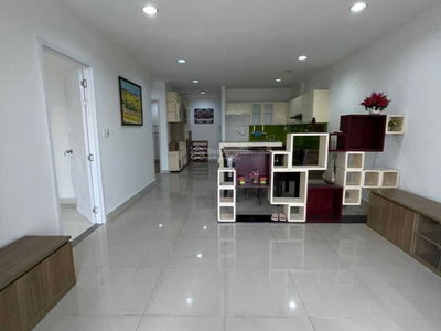 Carina Plaza Carina Plaza