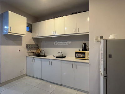 The Monarchy, Vietnam  The Monarchy, Vietnam