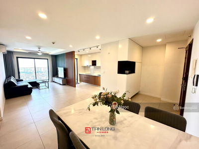 Kosmo Tay Ho, Vietnam Kosmo Tay Ho, Vietnam