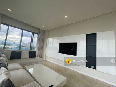 Diamond Island, Vietnam Diamond Island, Vietnam