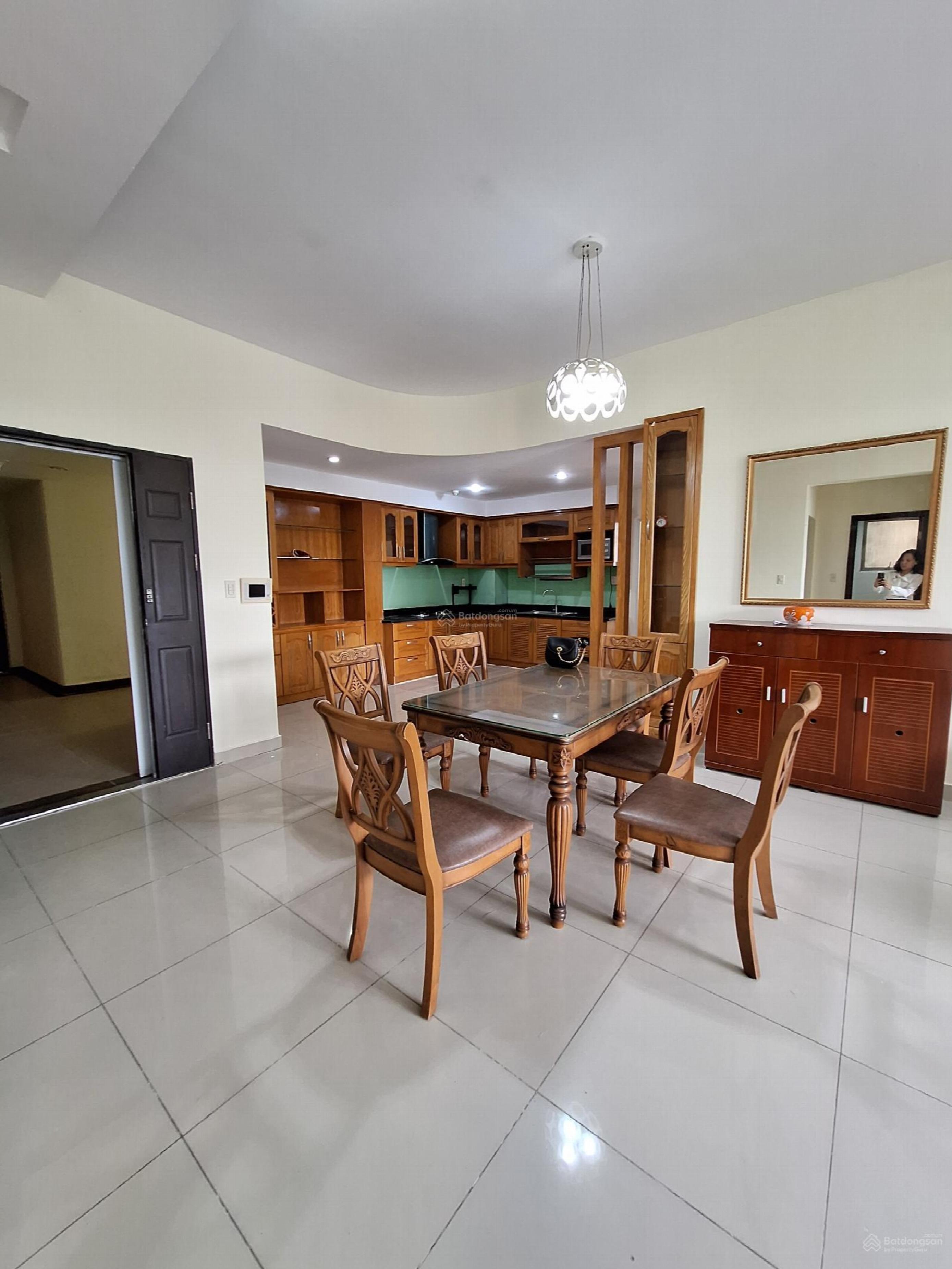 Riverside Residence, Vietnam Riverside Residence, Vietnam