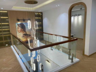 Sapphire Palace, Vietnam  Sapphire Palace, Vietnam