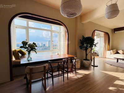 Riverside Residence, Vietnam Riverside Residence, Vietnam