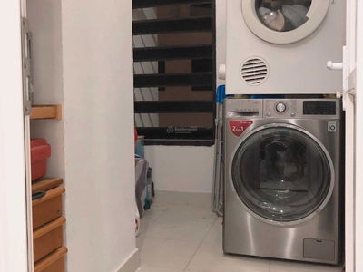 The Monarchy Project, Vietnam The Monarchy Project, Vietnam