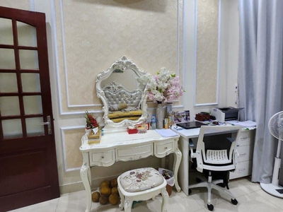 Gold Tower, Vietnam Gold Tower, Vietnam