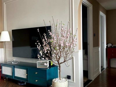 Sunrise City, Vietnam Sunrise City, Vietnam