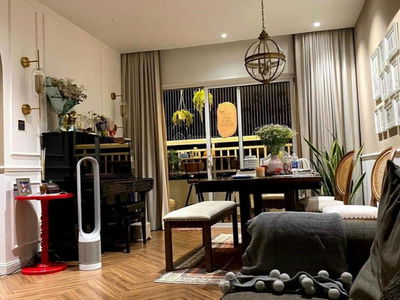 Sunrise City, Vietnam Sunrise City, Vietnam