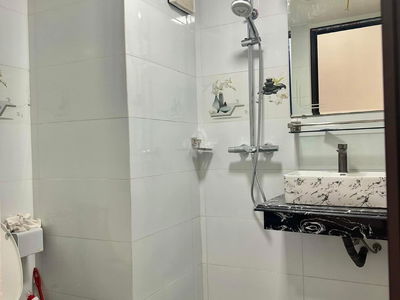 Momota Nguyen Duc Canh, Vietnam Momota Nguyen Duc Canh, Vietnam