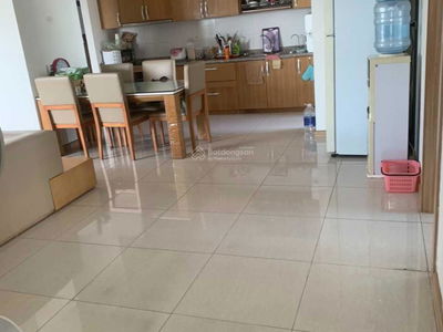 Golden Palace, Vietnam Golden Palace, Vietnam