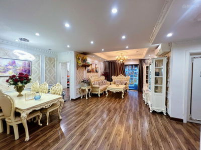 Nam Trung Yen, Vietnam Nam Trung Yen, Vietnam