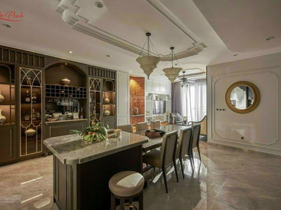 The Peak, Vietnam The Peak, Vietnam