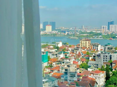 D'. Le Roi Soleil, Vietnam  D'. Le Roi Soleil, Vietnam