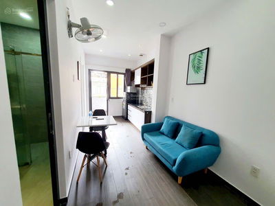 Nguyen Trai Street, Vietnam  Nguyen Trai Street, Vietnam