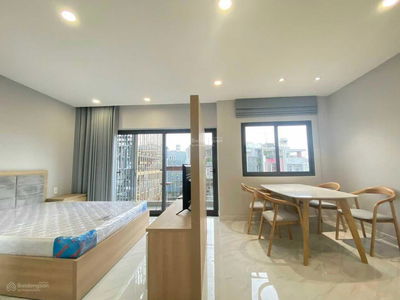 Chu Van An Street, Vietnam Chu Van An Street, Vietnam