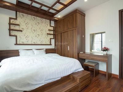 Linh Lang Street, Vietnam Linh Lang Street, Vietnam