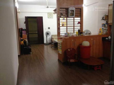 Tran Quoc Toan Street, Vietnam  Tran Quoc Toan Street, Vietnam