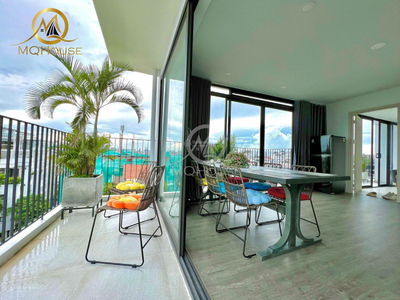 Bach Dang Street, Vietnam Bach Dang Street, Vietnam