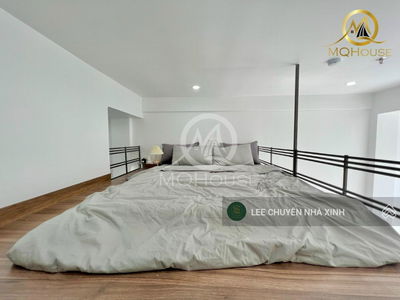 Lac Long Quan Street, Vietnam Lac Long Quan Street, Vietnam