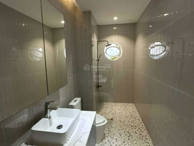 Le Van Sy Street, Vietnam Le Van Sy Street, Vietnam