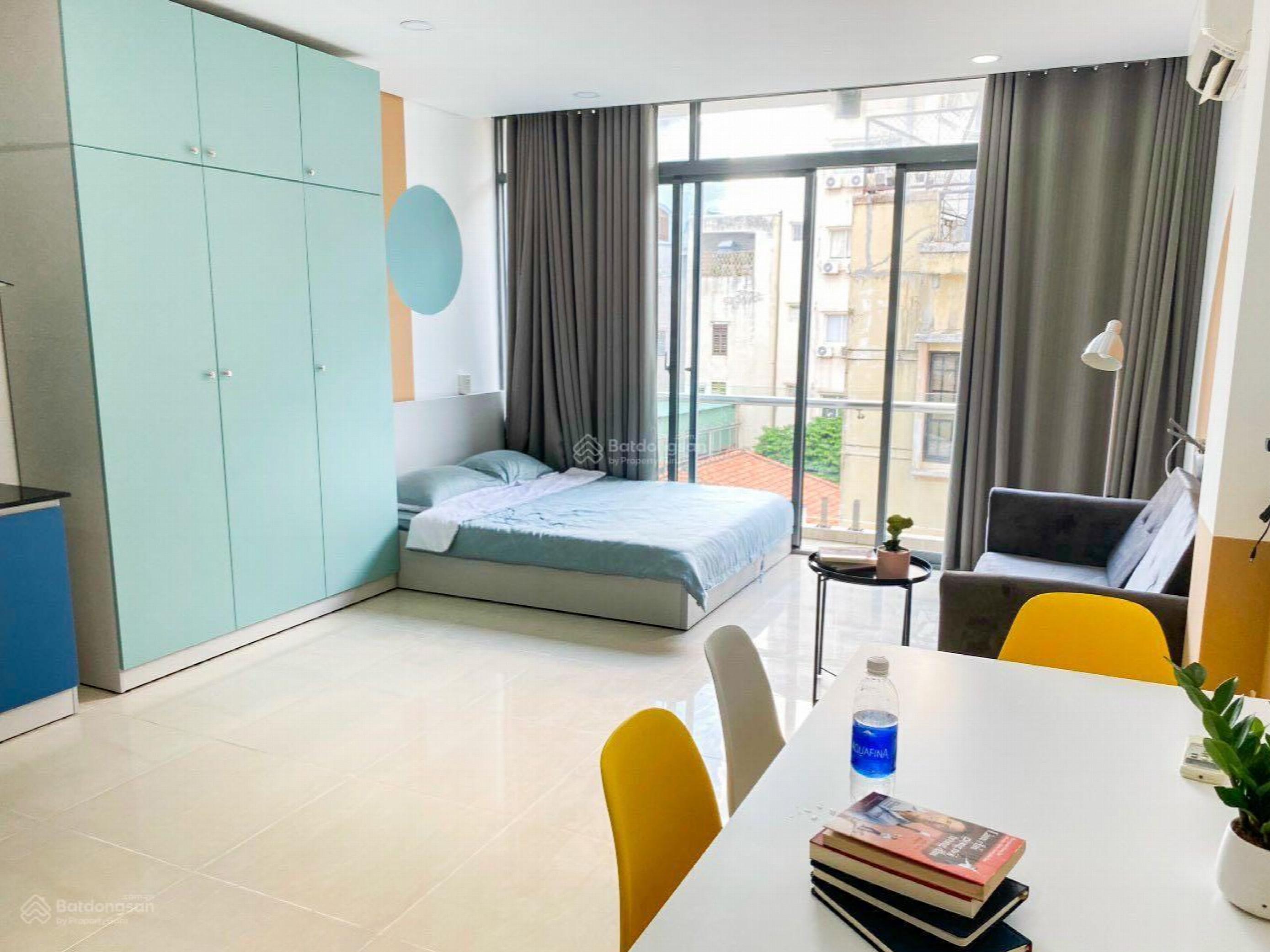 Hai Ba Trung Street, Vietnam Hai Ba Trung Street, Vietnam