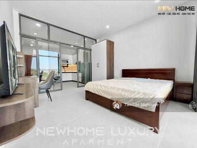 Bach Dang Street, Vietnam Bach Dang Street, Vietnam