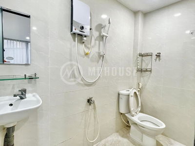 Chu Van An Street, Vietnam Chu Van An Street, Vietnam