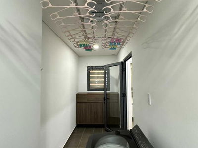 The Monarchy Project, Vietnam The Monarchy Project, Vietnam