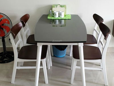 Topaz Elite, Vietnam Topaz Elite, Vietnam