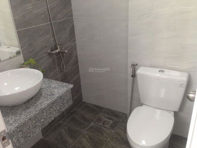 42/18B, Vietnam 42/18B, Vietnam