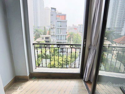 Nghi Tam Street, Vietnam Nghi Tam Street, Vietnam