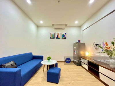 Lac Long Quan Street, Vietnam  Lac Long Quan Street, Vietnam