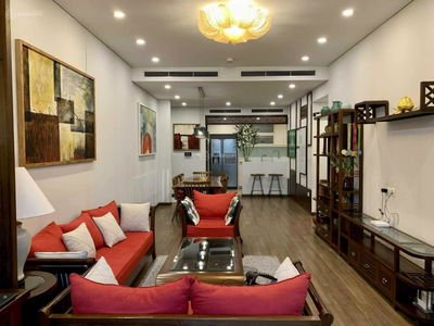 The Golden Palm Le Van Luong, Vietnam  The Golden Palm Le Van Luong, Vietnam