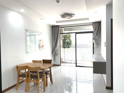 Him Lam Phu An, Vietnam Him Lam Phu An, Vietnam