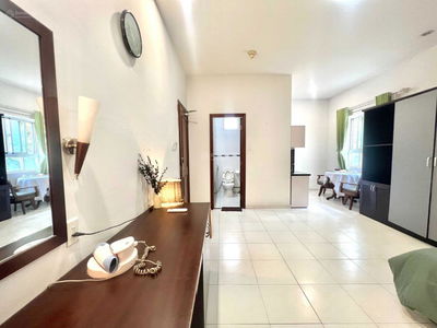 Chu Van An Street, Vietnam Chu Van An Street, Vietnam