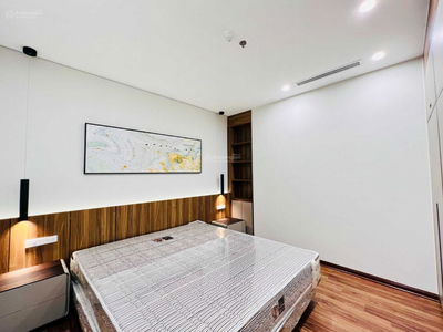 Hong Tien Street, Vietnam Hong Tien Street, Vietnam