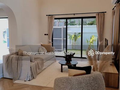 Beautiful house for rent located in Ekkamai Sukhumvit, Bangkok, Thailand Beautiful house for rent located in Ekkamai Sukhumvit, Bangkok, Thailand
