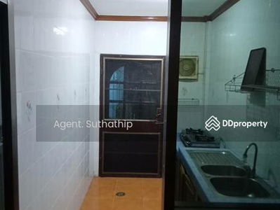 Rangsiya Village, Bangkok, Thailand Rangsiya Village, Bangkok, Thailand