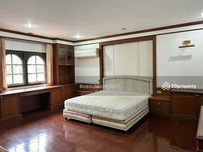 Rangsiya Sukhumvit 103, Bangkok, Thailand Rangsiya Sukhumvit 103, Bangkok, Thailand