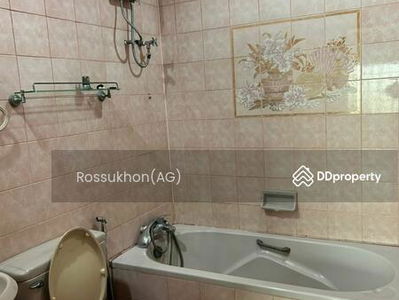 Rangsiya Sukhumvit 103, Bangkok, Thailand Rangsiya Sukhumvit 103, Bangkok, Thailand