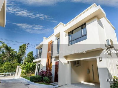 Modern 3-Bedroom Pool Villa in Cherngtalay, Phuket., Thailand Modern 3-Bedroom Pool Villa in Cherngtalay, Phuket., Thailand