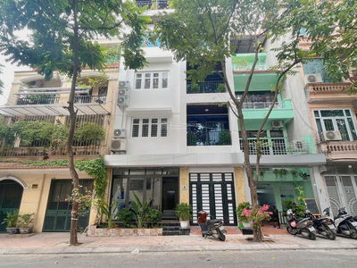 Жилье в Hanoi, Vietnam Жилье в Hanoi, Vietnam