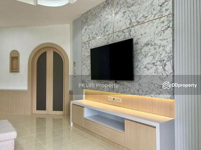 Housing in Ban Ratsada, Thailand Housing in Ban Ratsada, Thailand