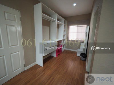 Moobaan Setthasiri Bangna-Wongwaen, Samut Prakan, Thailand Moobaan Setthasiri Bangna-Wongwaen, Samut Prakan, Thailand