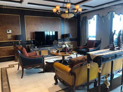 The Golden Armor, Vietnam The Golden Armor, Vietnam