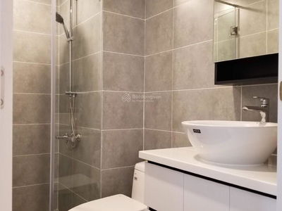 Him Lam Cho Lon, Vietnam Him Lam Cho Lon, Vietnam