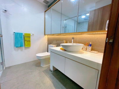 Sunwah Pearl, Vietnam Sunwah Pearl, Vietnam